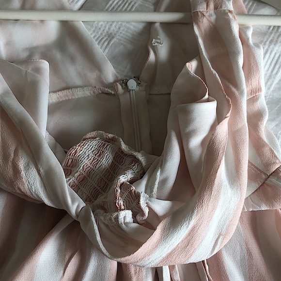 Super Cute💗 Vintage White & Pink Dress 💗 - Picture 8 of 8